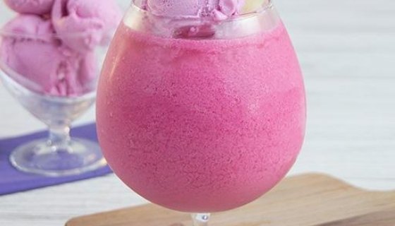 Yaban Mersinli Dondurmalı Limonata